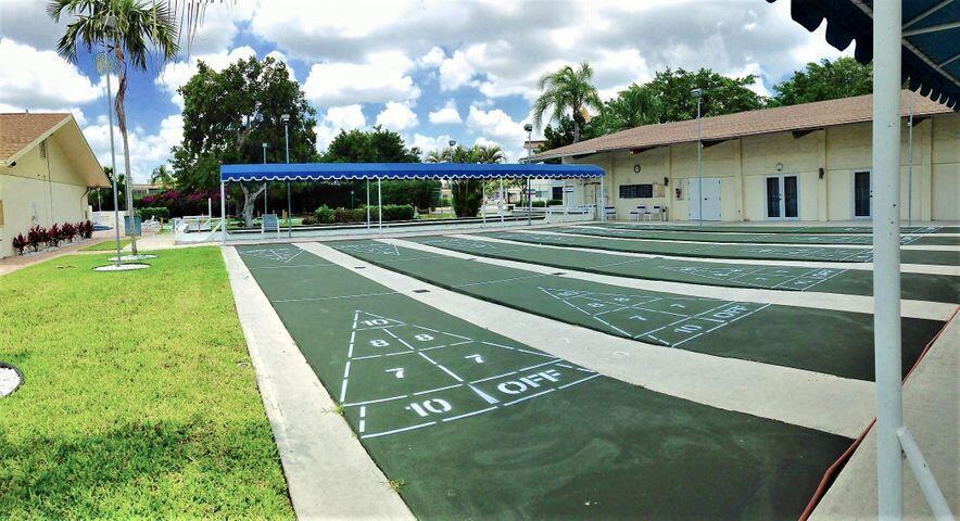 LAKESIDE VILLAGE CONDO 10 - Residential