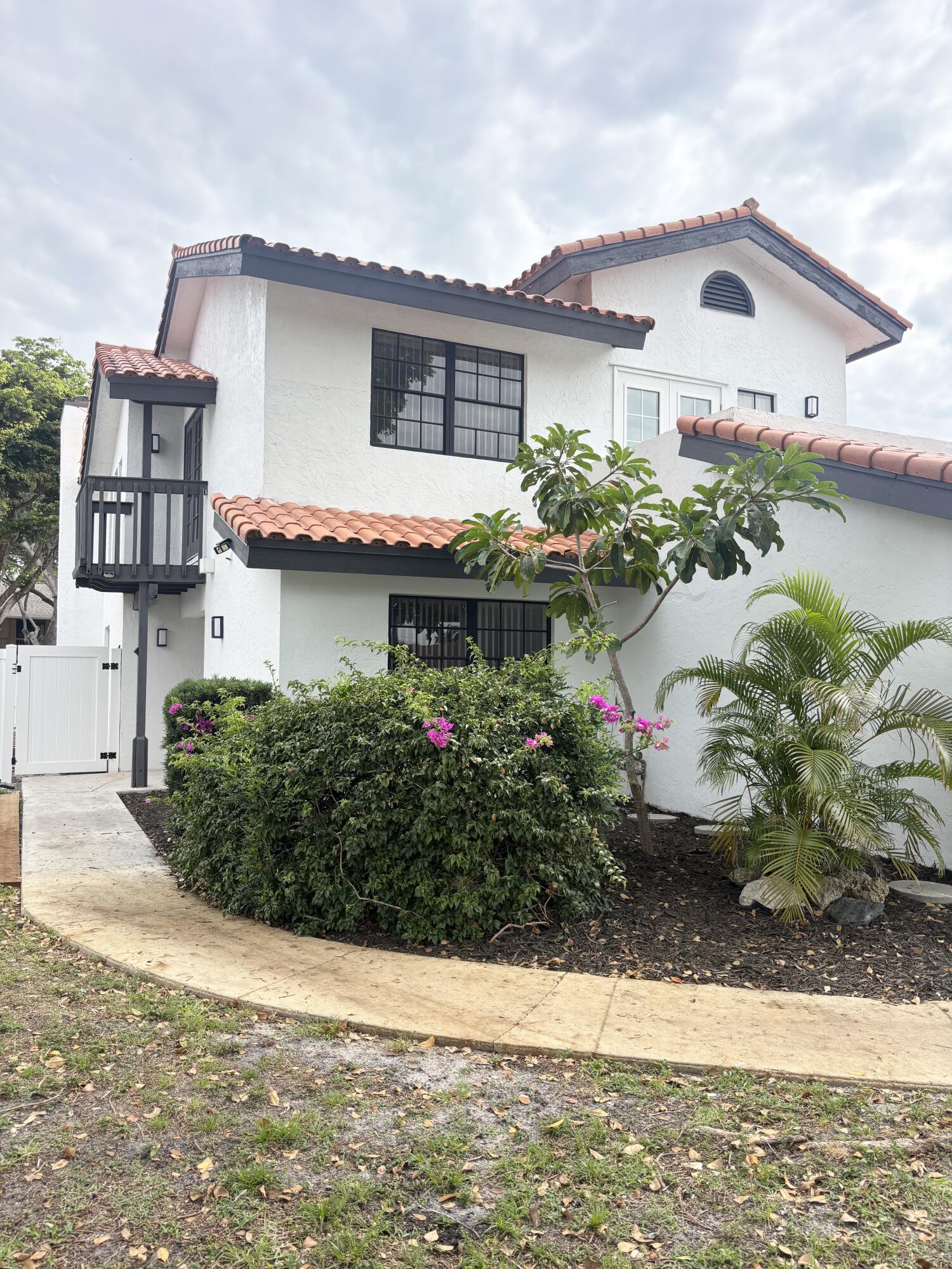 VILLA RICA - Residential