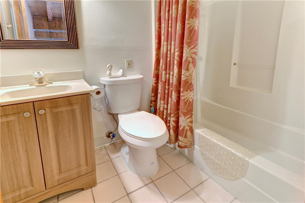 Lighthouse Point Estates - Residential