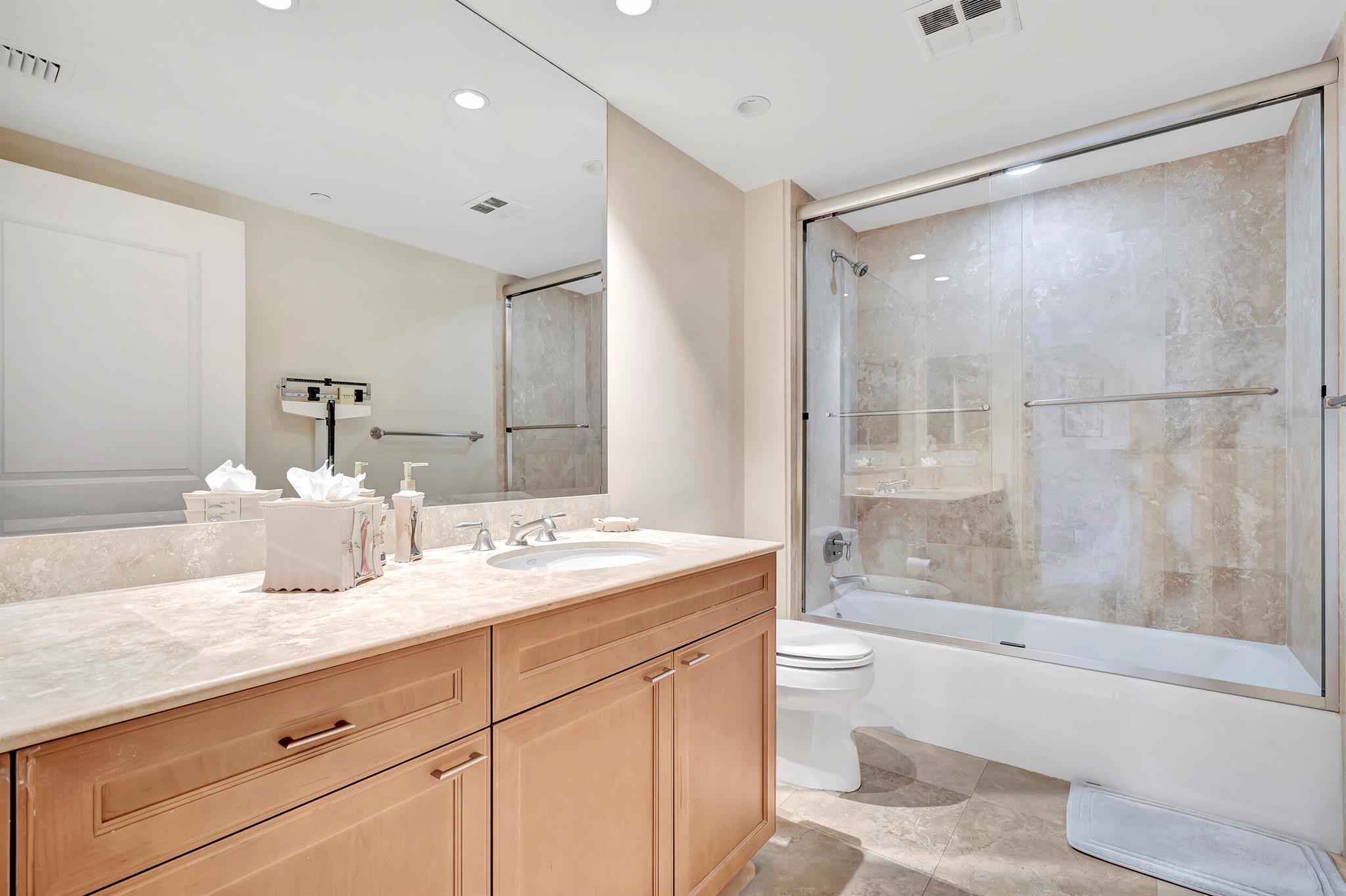 BELLAMARE AT WILLIAMS ISL - Residential