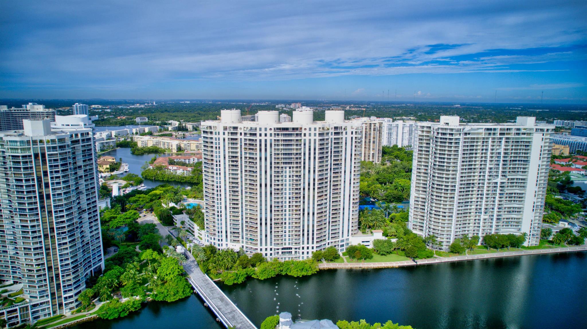 BELLAMARE AT WILLIAMS ISL - Residential