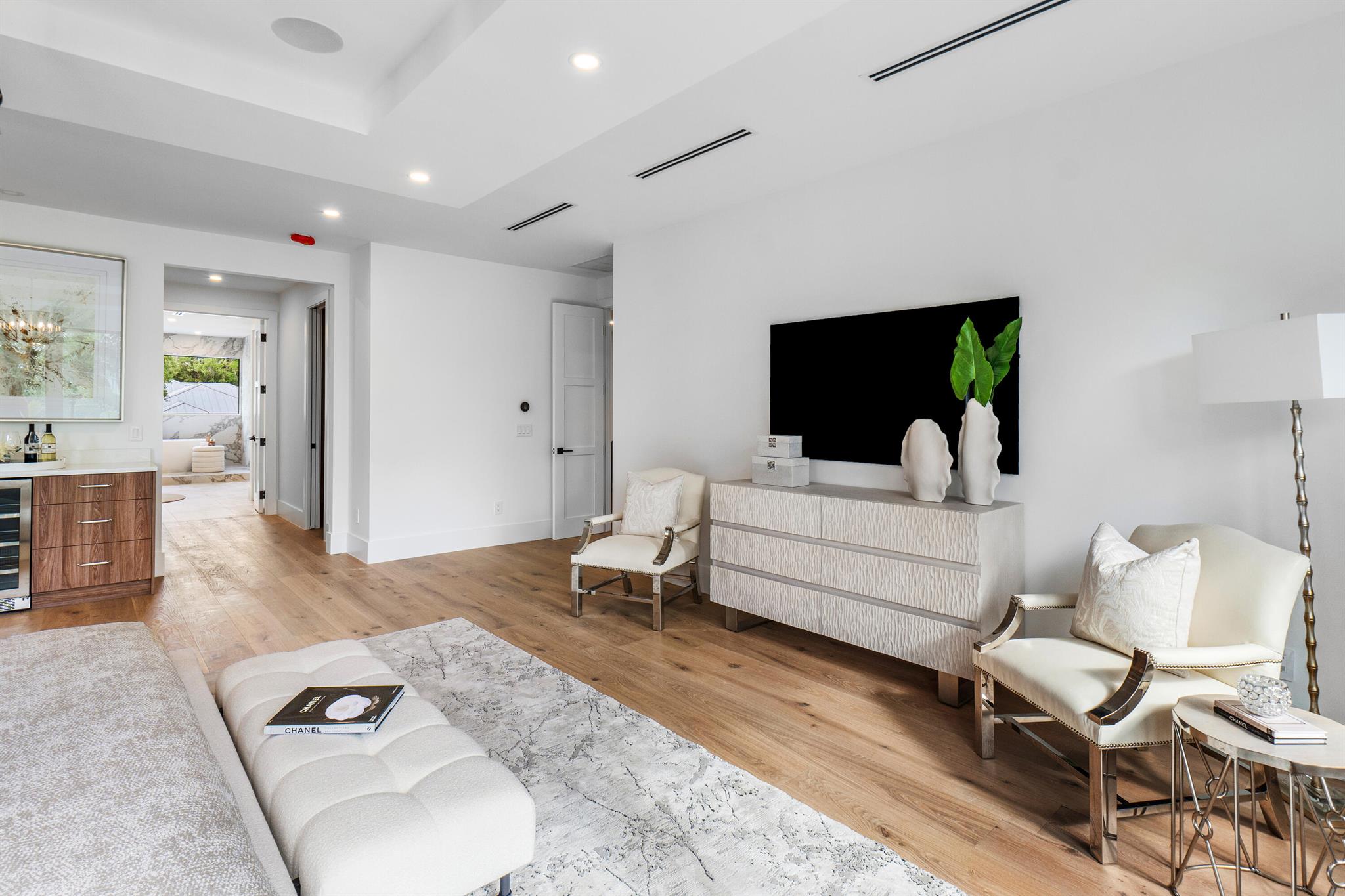 AVIS ACRES - Residential