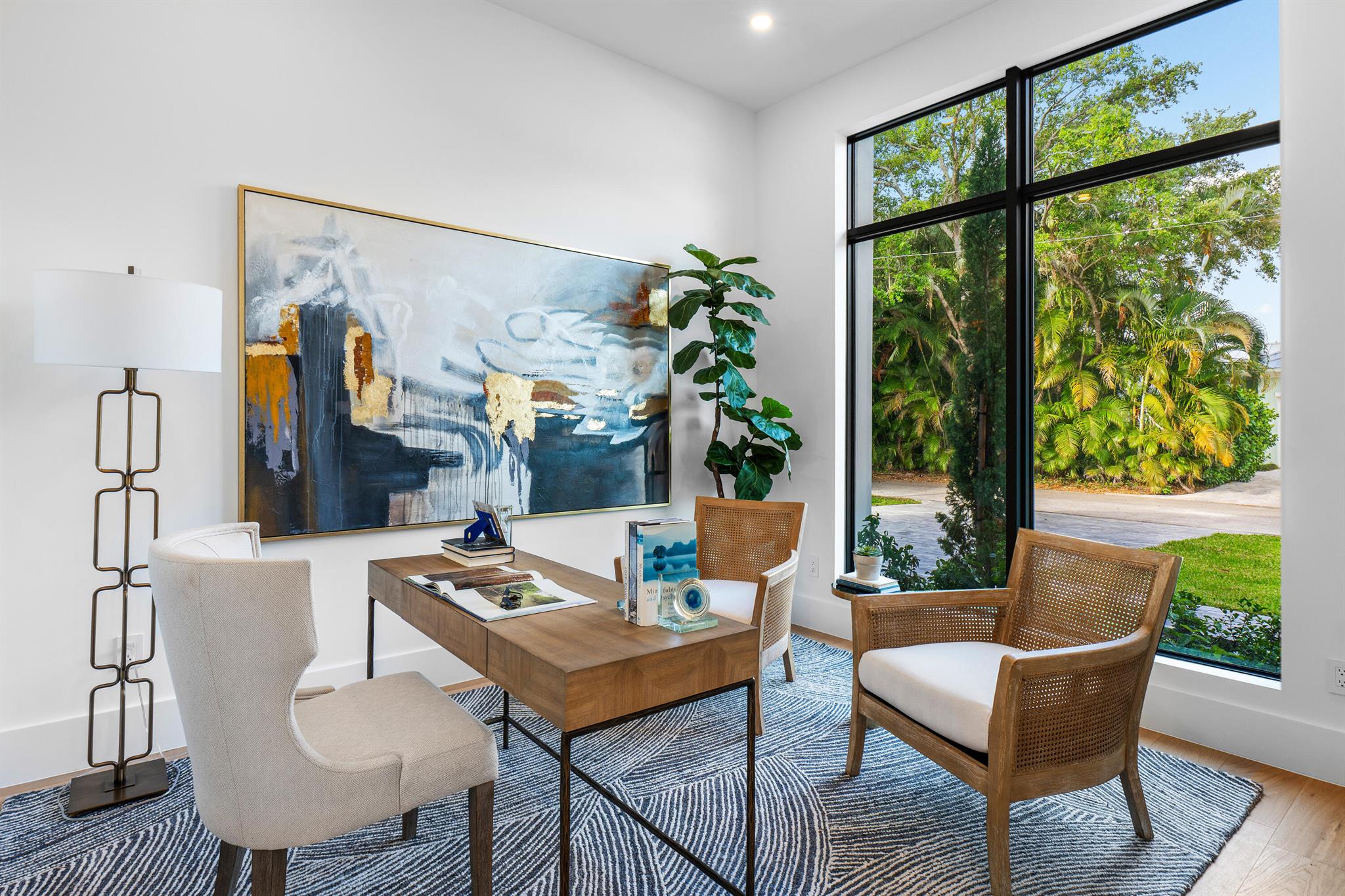 AVIS ACRES - Residential