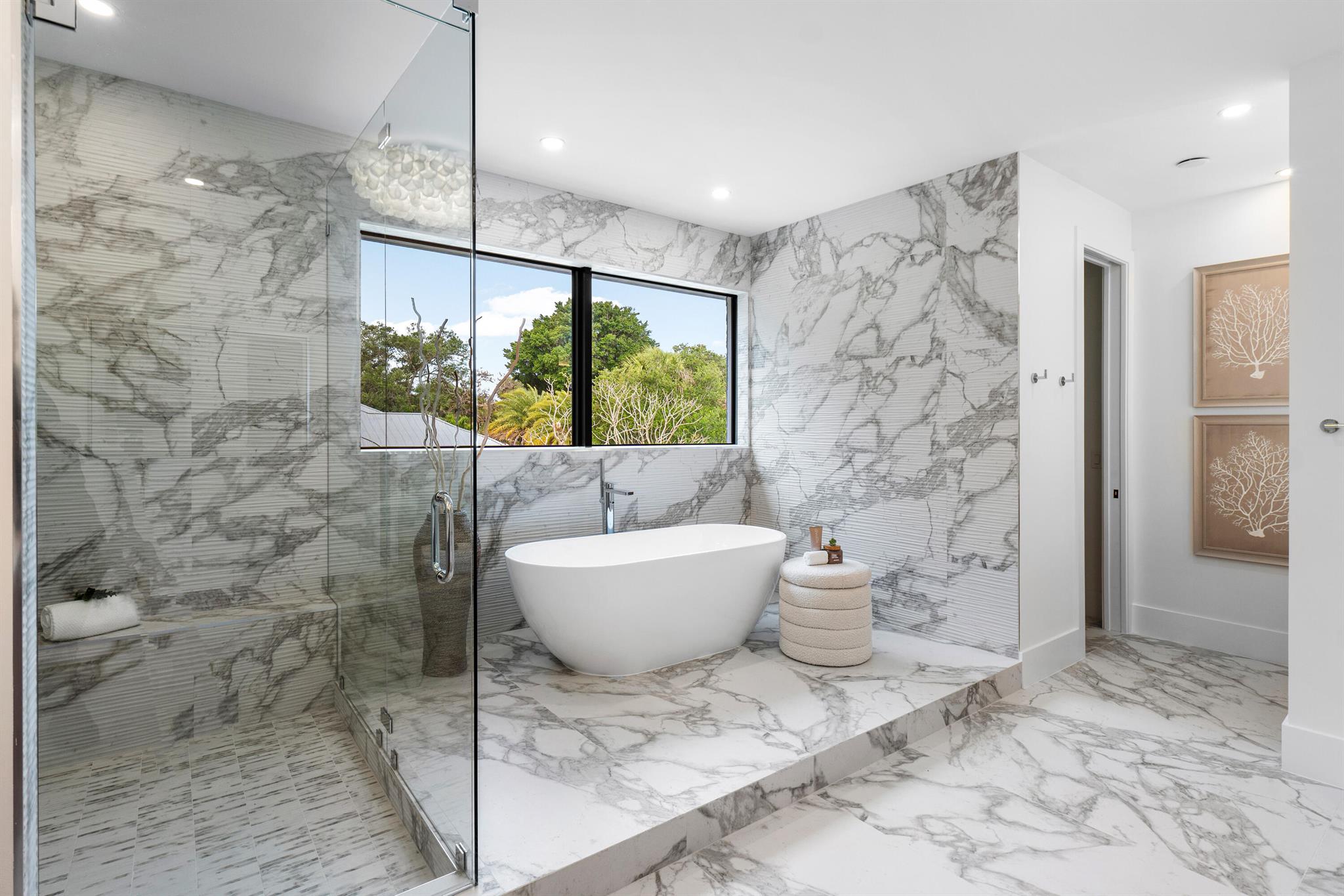 AVIS ACRES - Residential