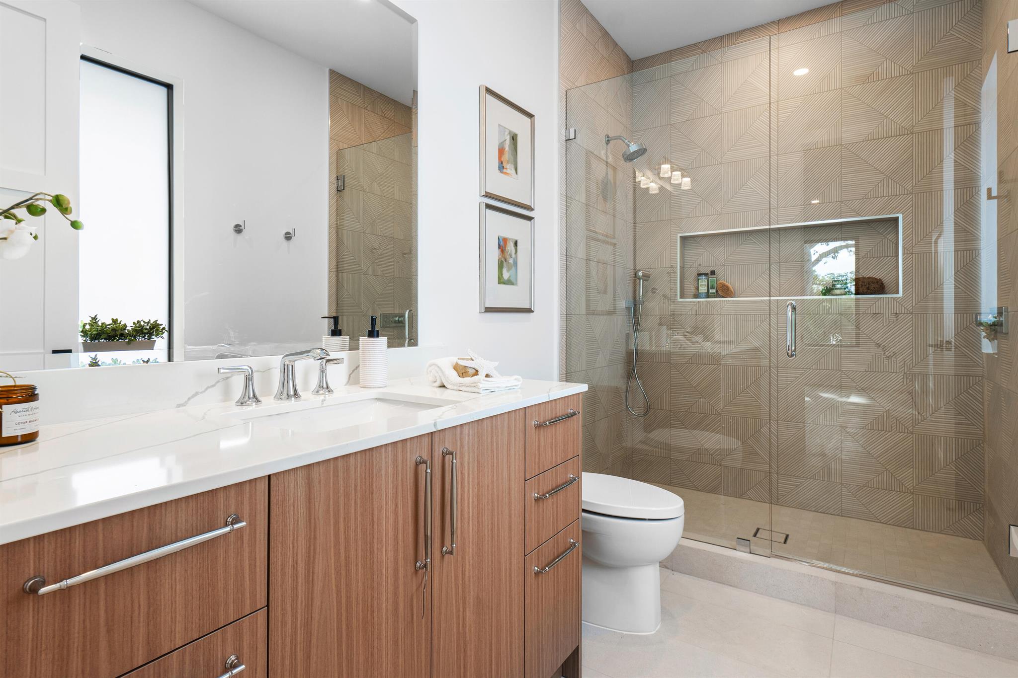 AVIS ACRES - Residential