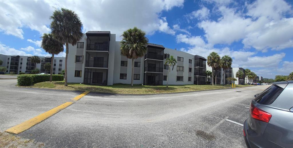 SUNRISE SPRINGS CONDO III - Residential