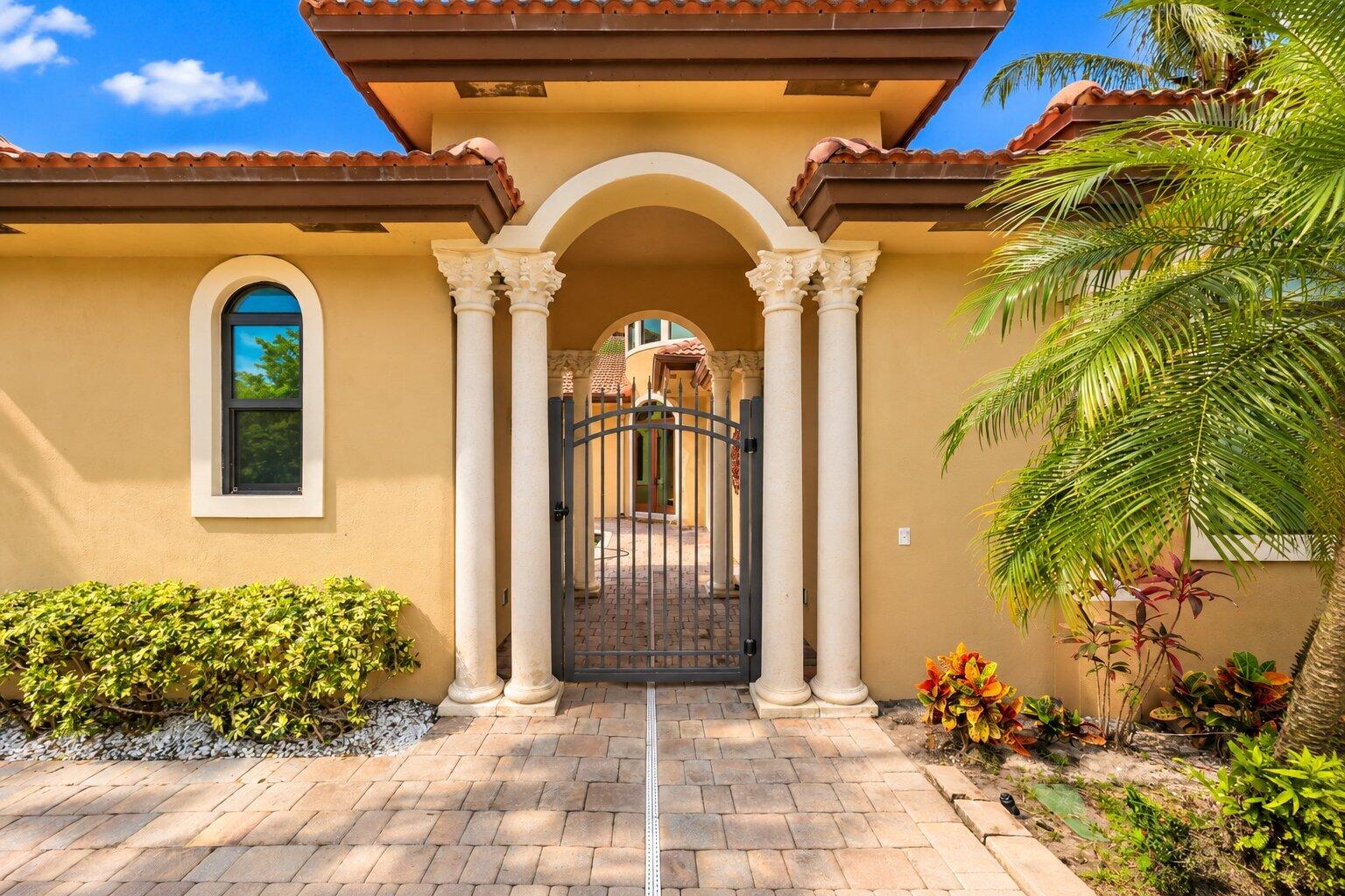 4190 Gleneagles Drive