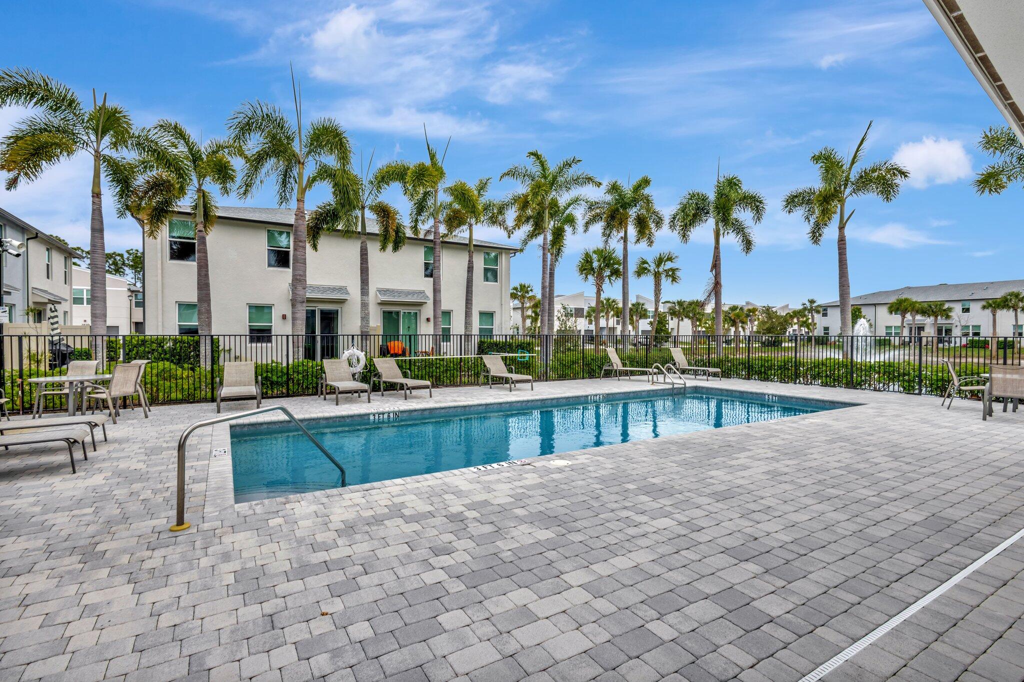 TRILLIUM - Residential