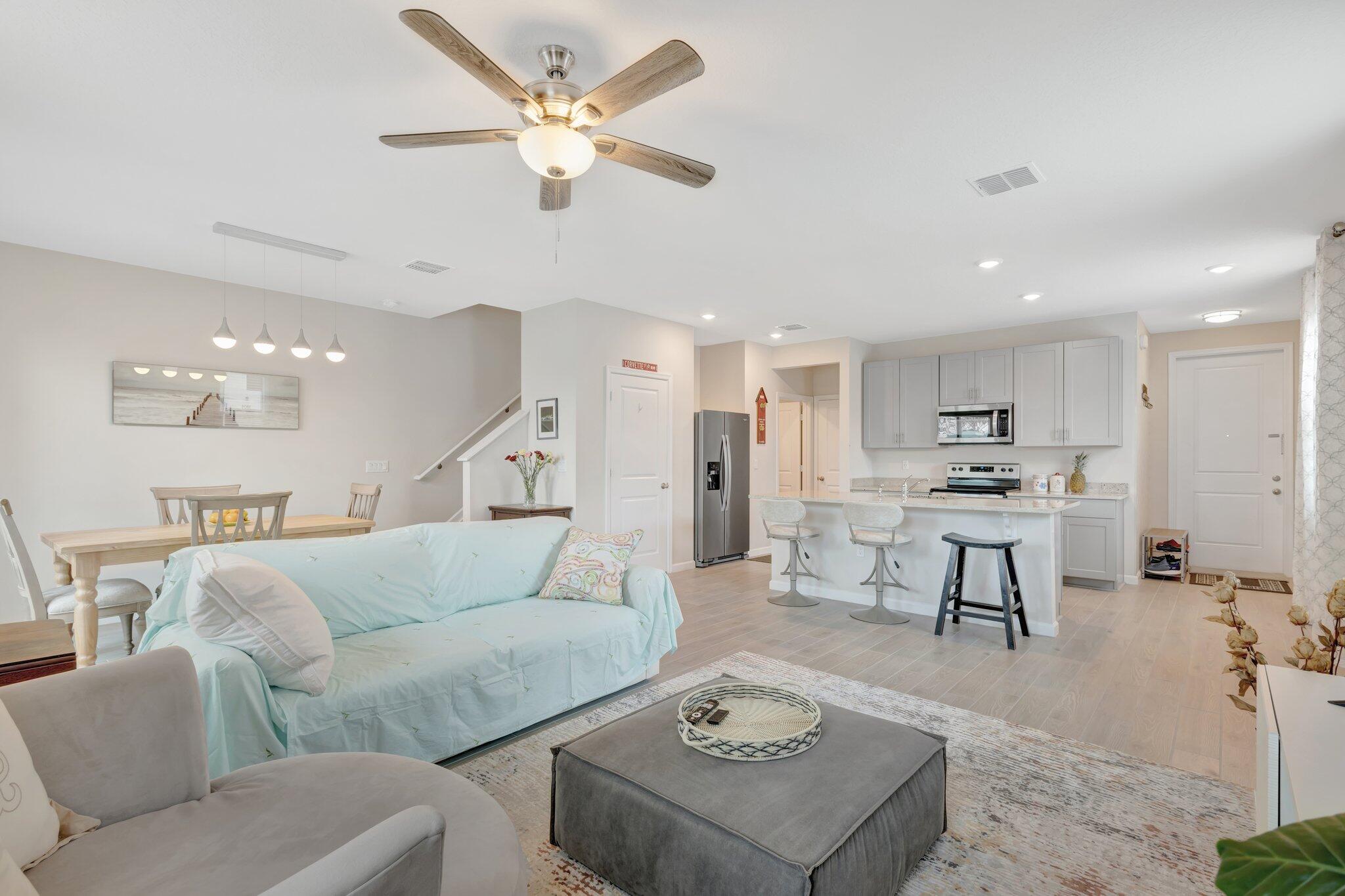 TRILLIUM - Residential