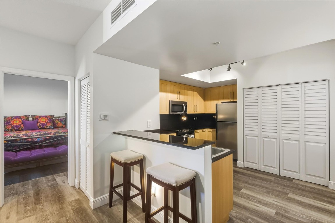 NURIVER LANDING CONDO - Residential