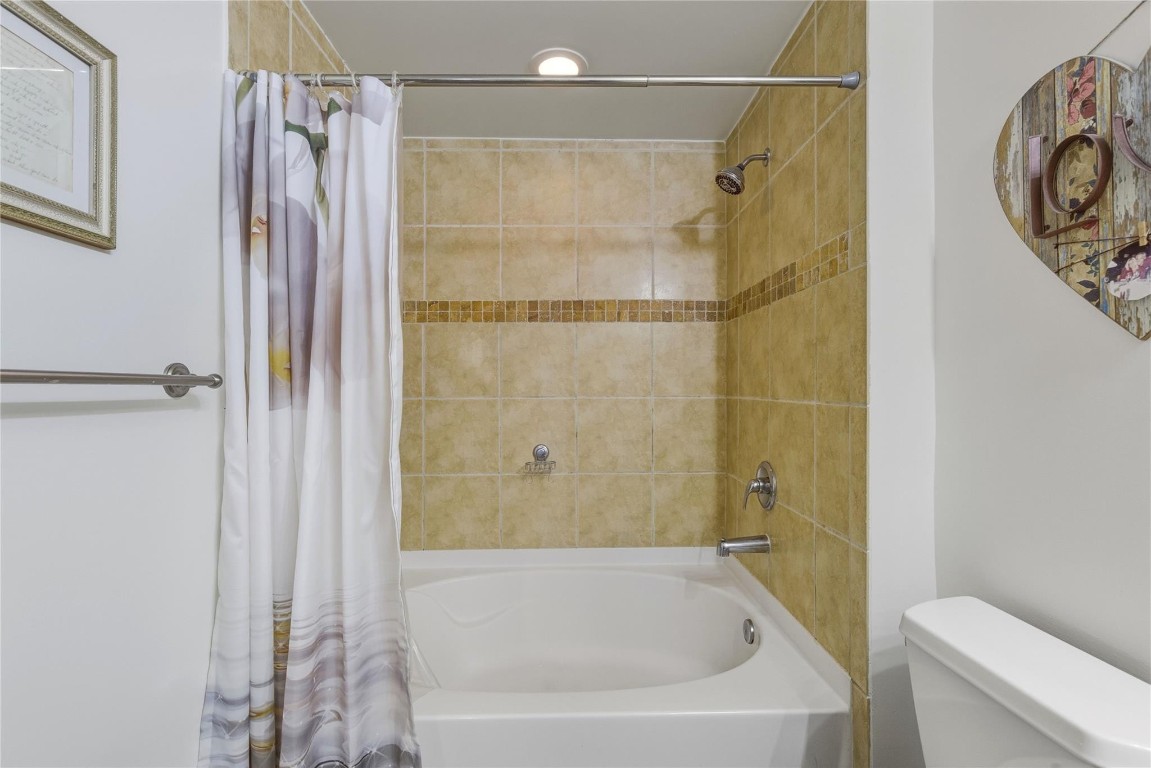 NURIVER LANDING CONDO - Residential