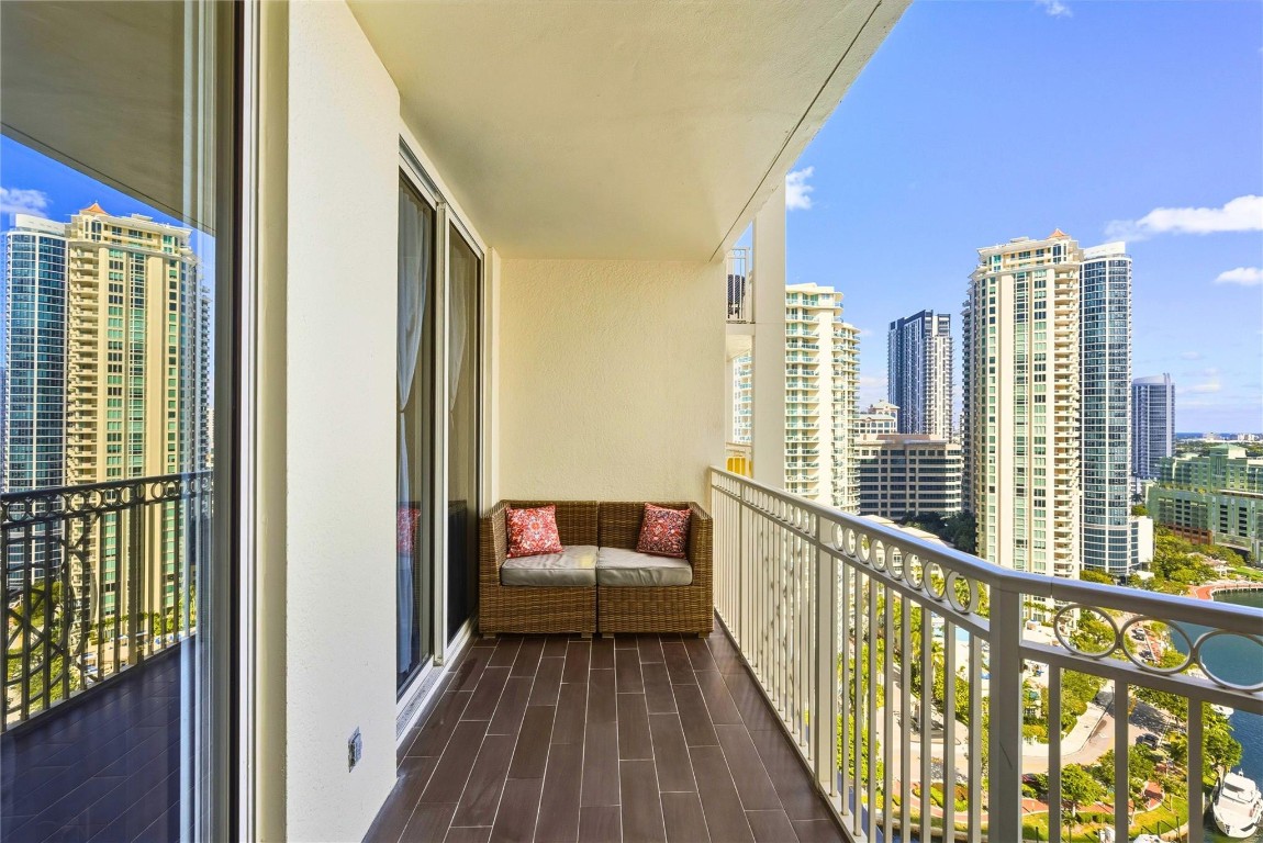 NURIVER LANDING CONDO - Residential