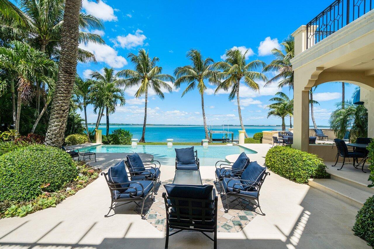 SAILFISH POINT - Residential