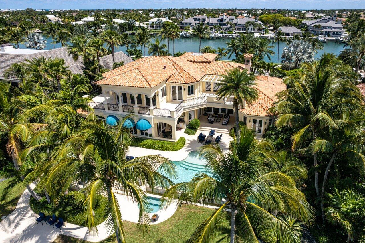 SAILFISH POINT - Residential