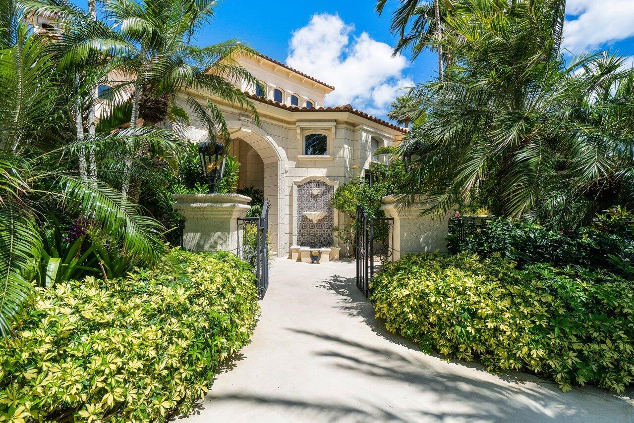 SAILFISH POINT - Residential