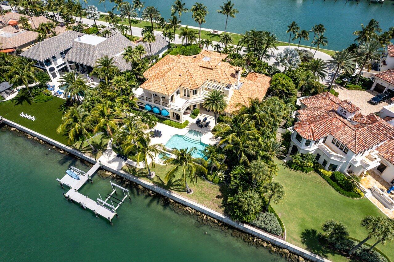 SAILFISH POINT - Residential