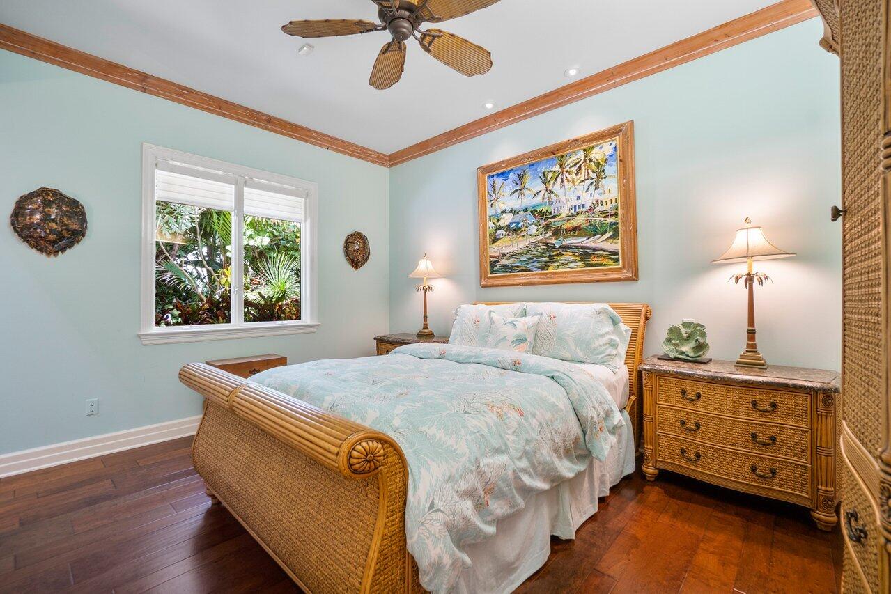 SAILFISH POINT - Residential