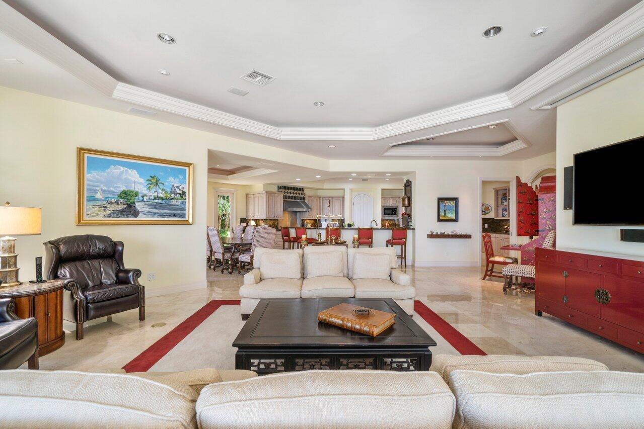 SAILFISH POINT - Residential