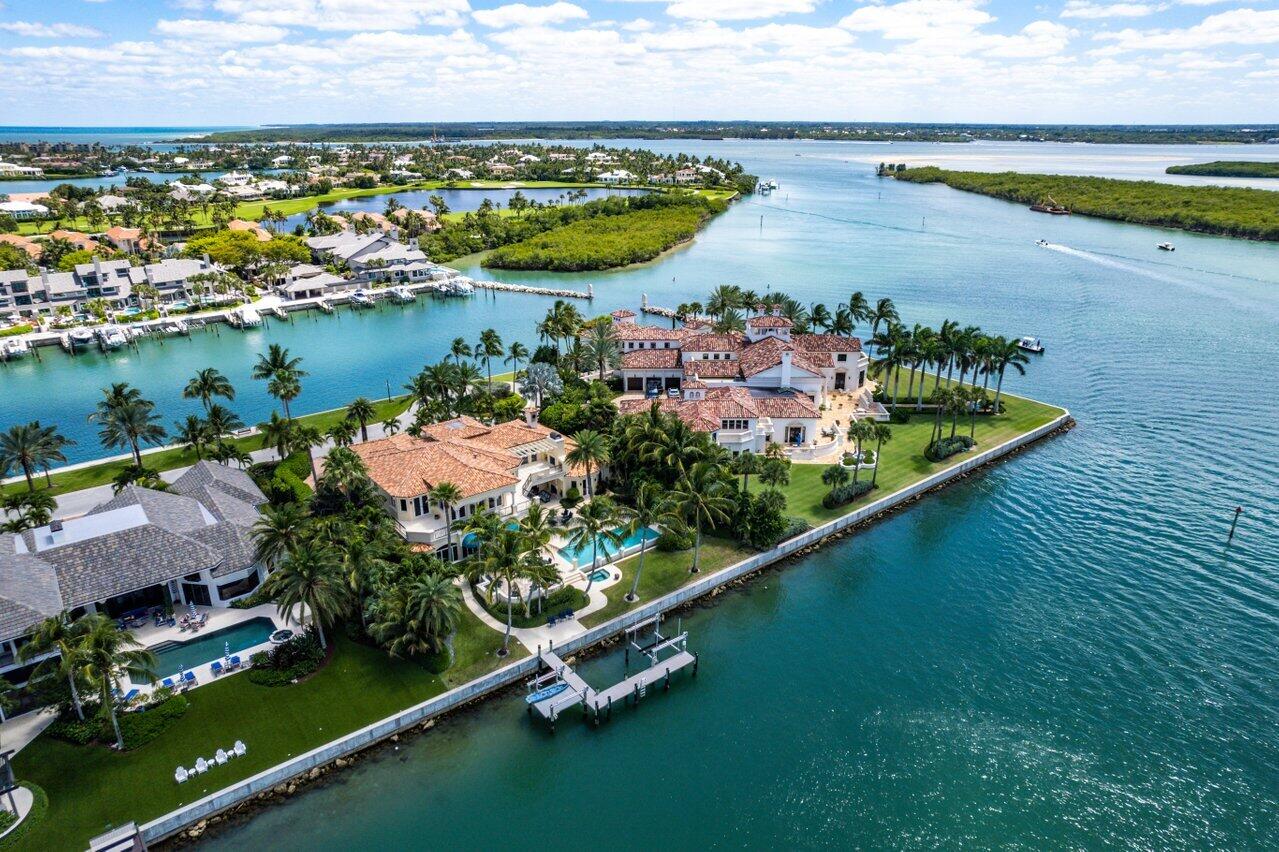 SAILFISH POINT - Residential