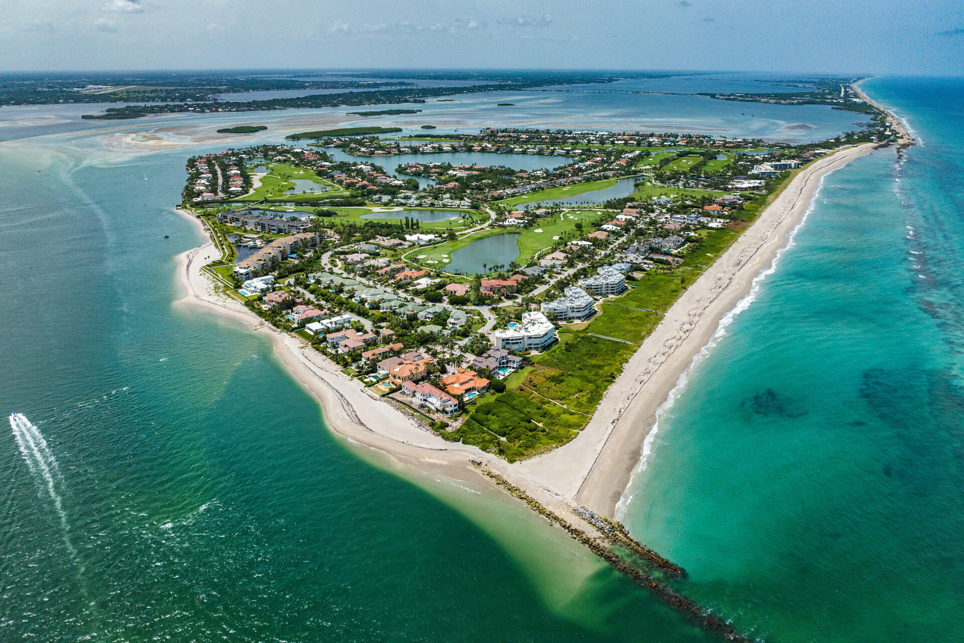 SAILFISH POINT - Residential