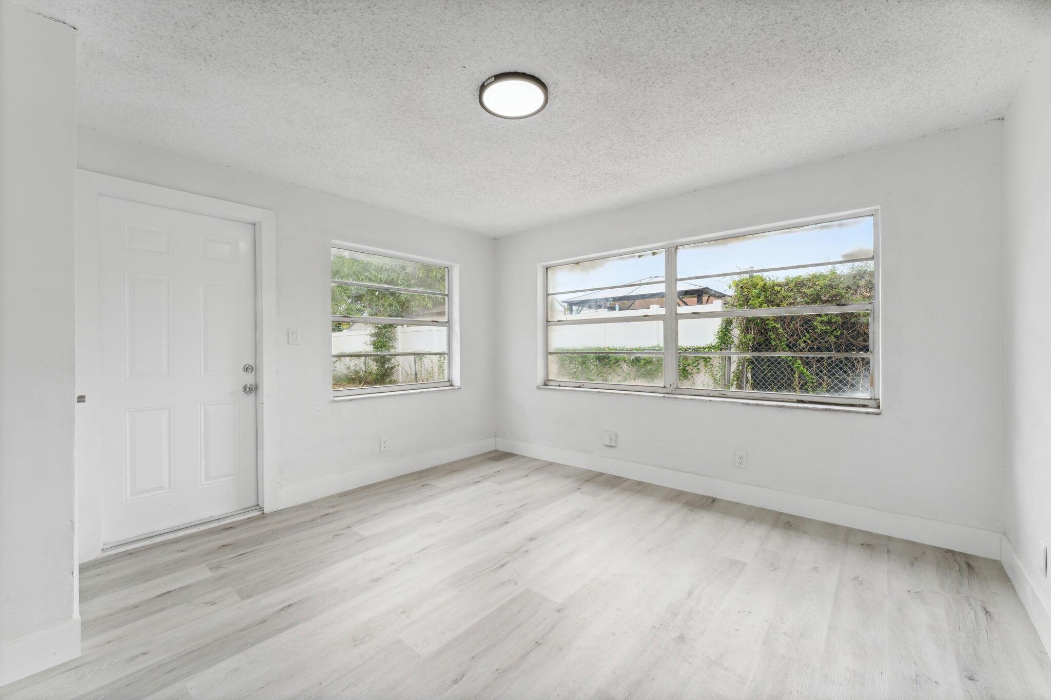 Alwood Homes - Residential Lease