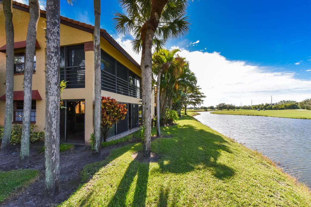 ASPEN GLEN CONDO - Residential