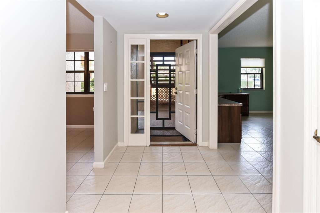 ASPEN GLEN CONDO - Residential