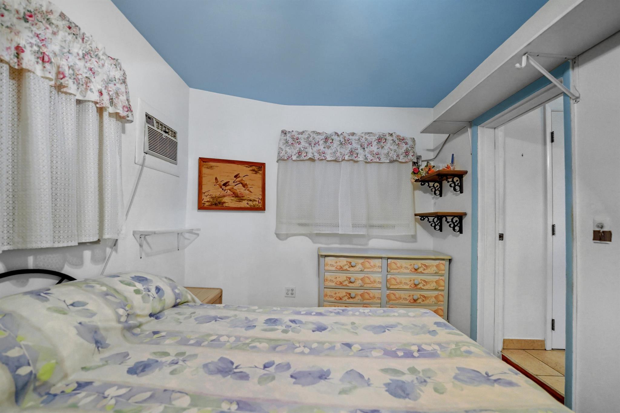 TRAILER CITY - Residential