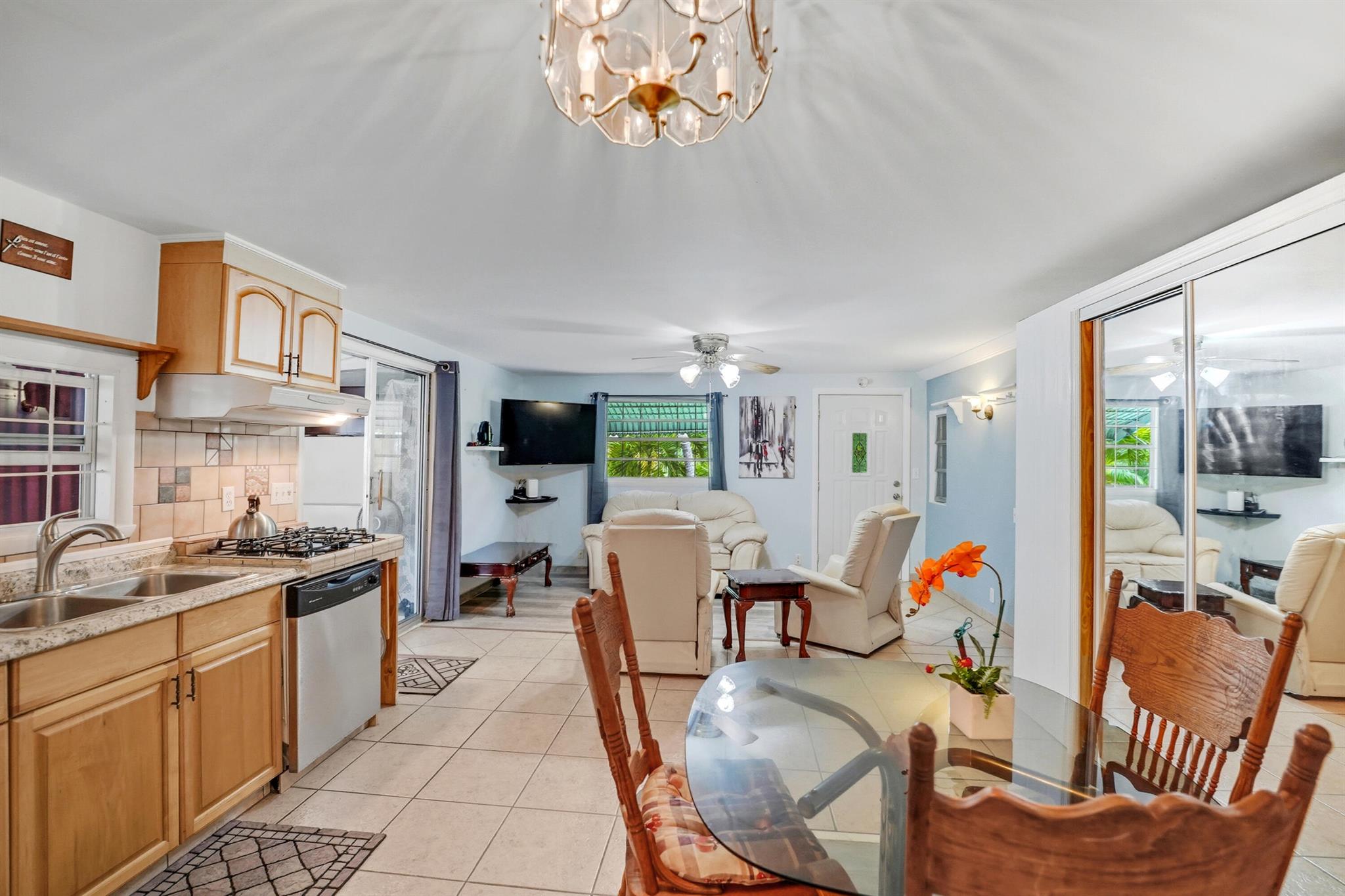 TRAILER CITY - Residential