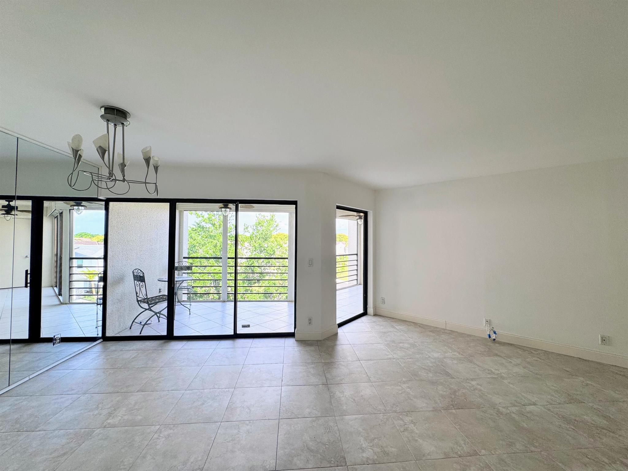 5701 Camino Del Sol 403