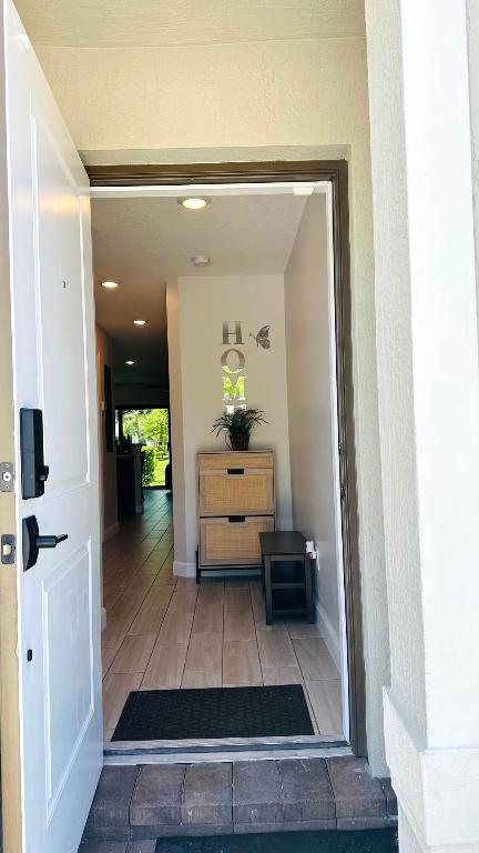 5012 Genove Pl Place