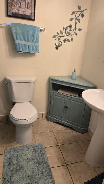 WEYBRIDGE TOWNHOMES PH I - Residential