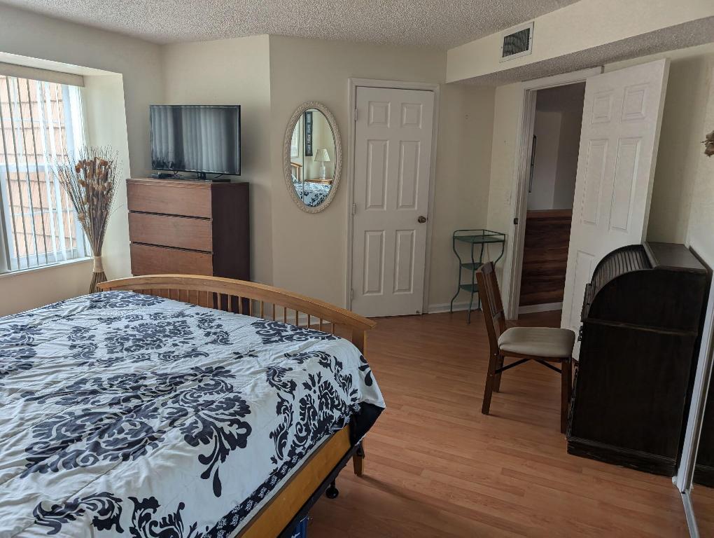 WEYBRIDGE TOWNHOMES PH I - Residential