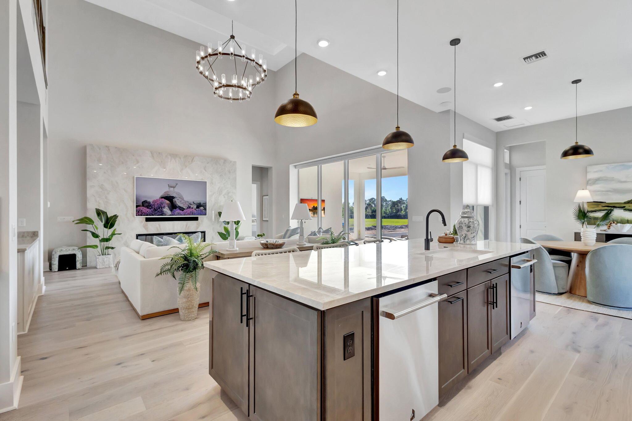 BRIDGEWATER - Residential