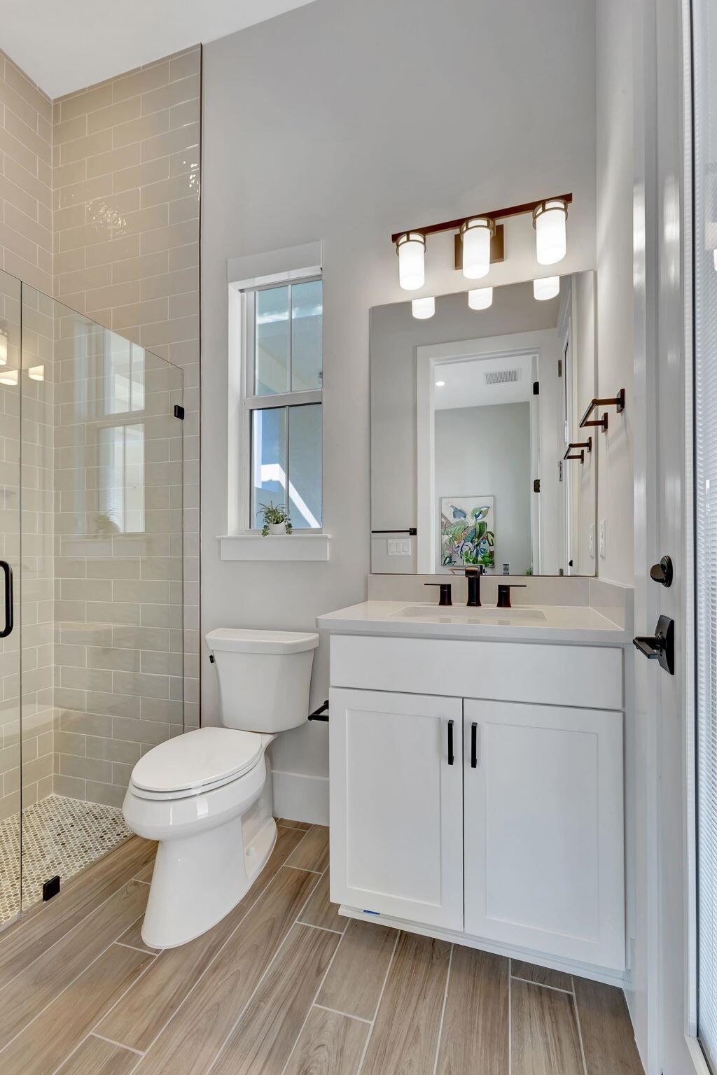 BRIDGEWATER - Residential