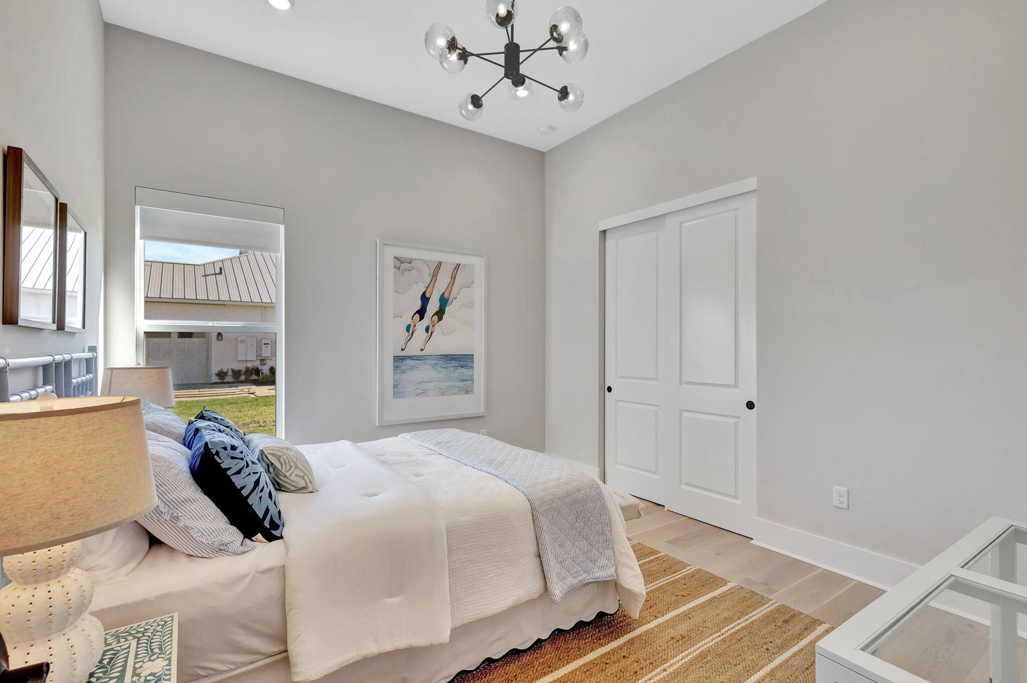 BRIDGEWATER - Residential