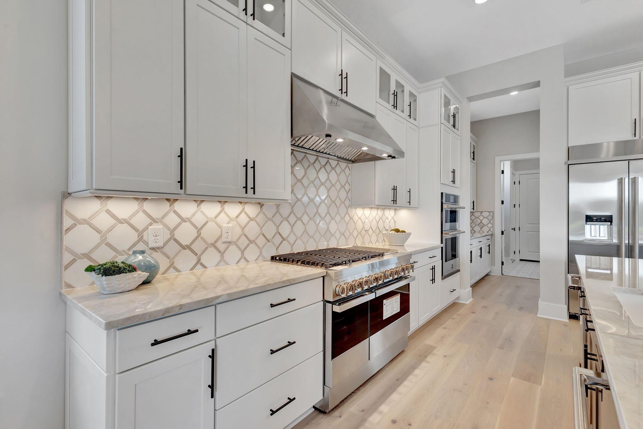 BRIDGEWATER - Residential