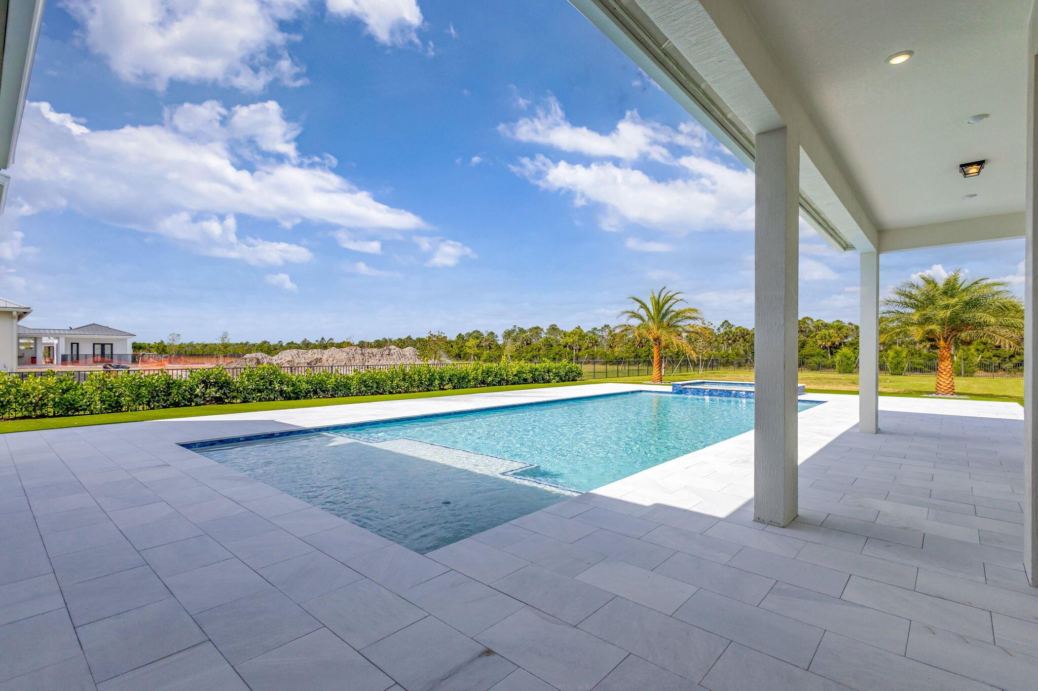 BRIDGEWATER - Residential