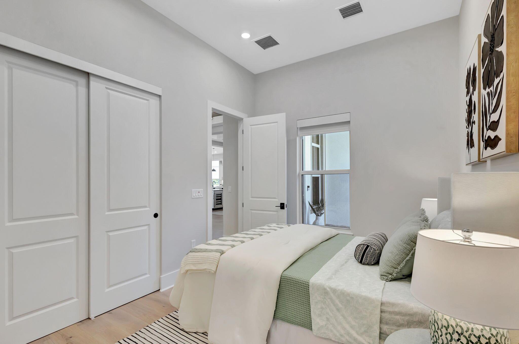 BRIDGEWATER - Residential