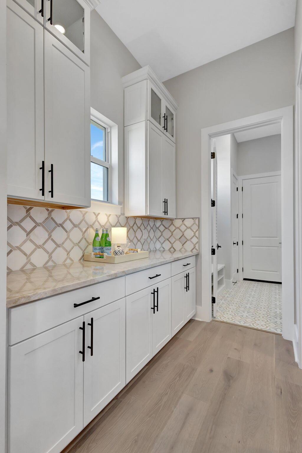 BRIDGEWATER - Residential