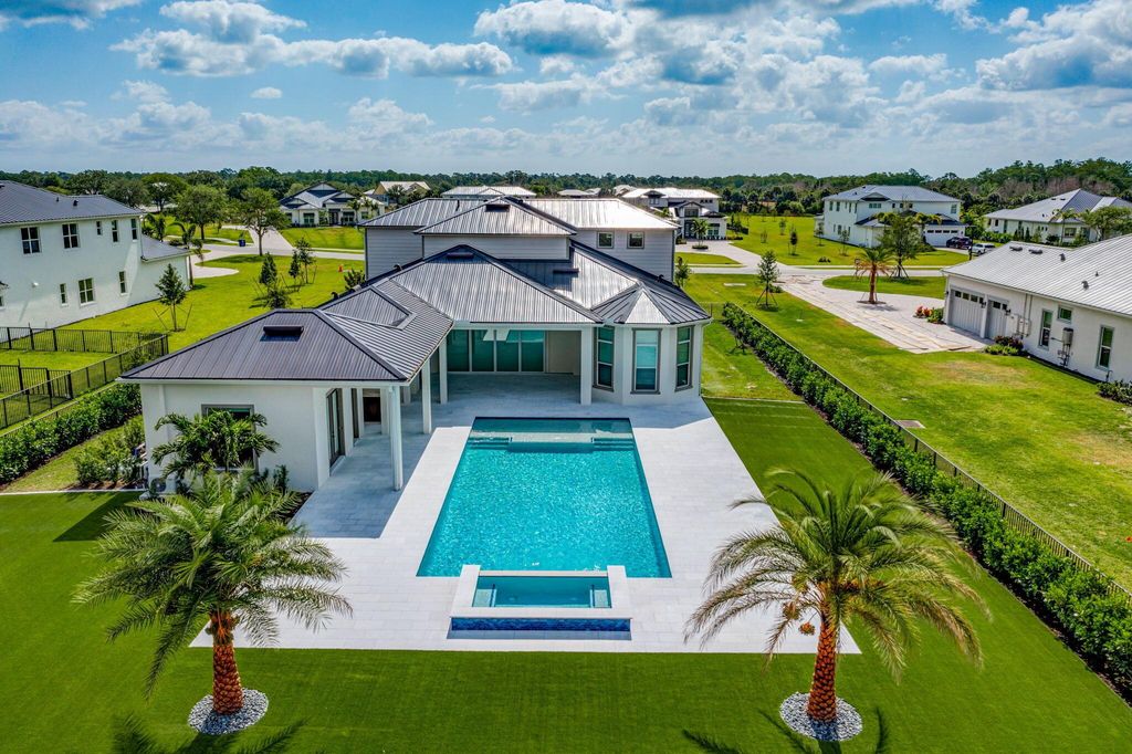 Photo of 20008 SE Bridgewater Drive, Jupiter, FL 33458 (MLS # R11086900)