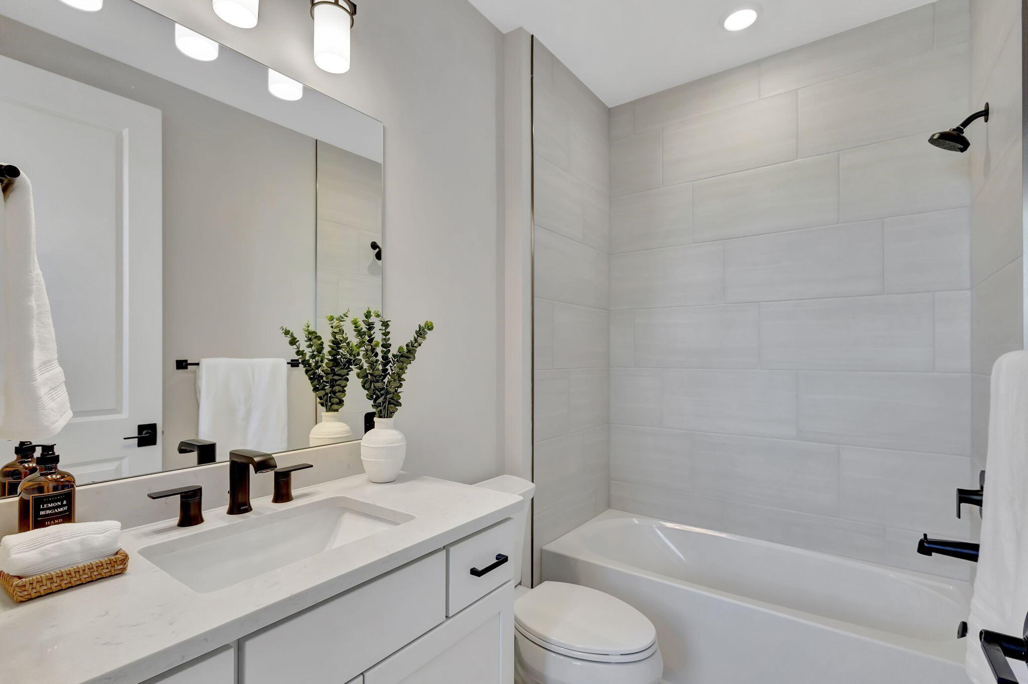 BRIDGEWATER - Residential