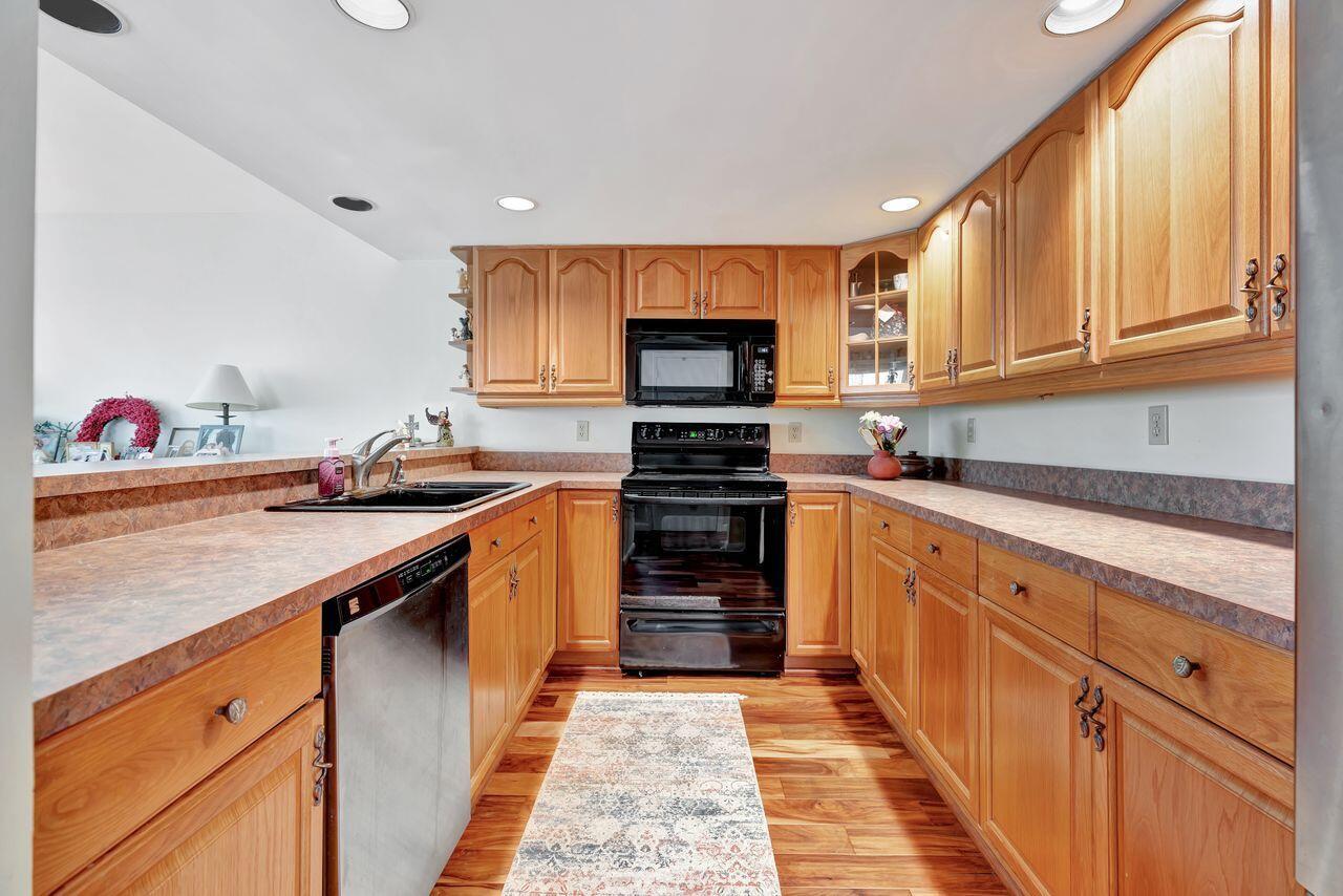 116 Oak Harbour Drive