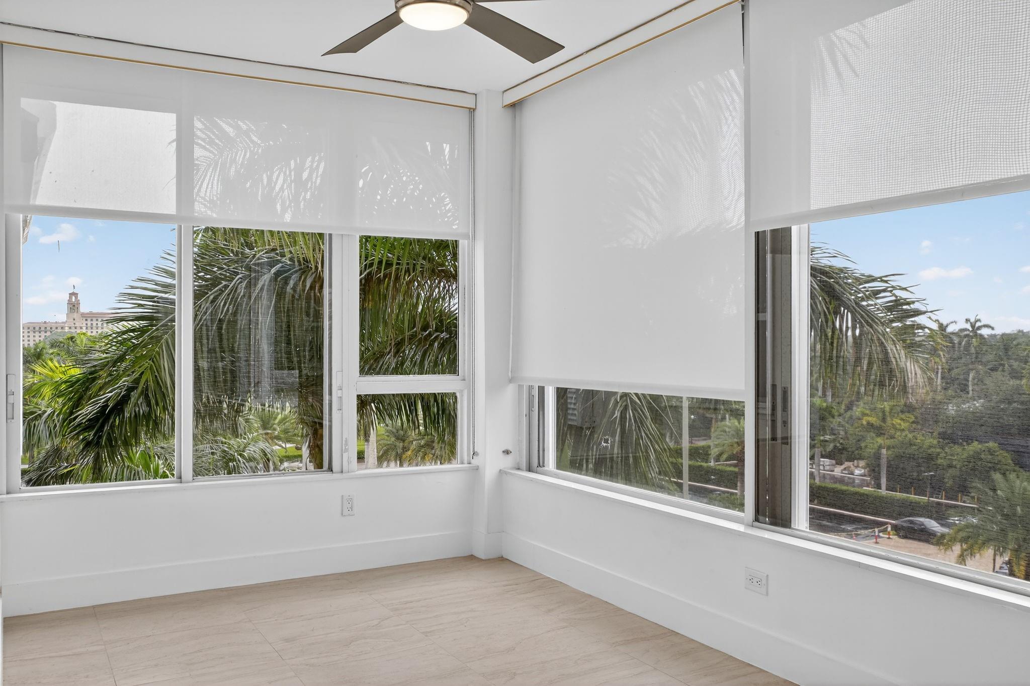 PALM BEACH TOWERS - Residential