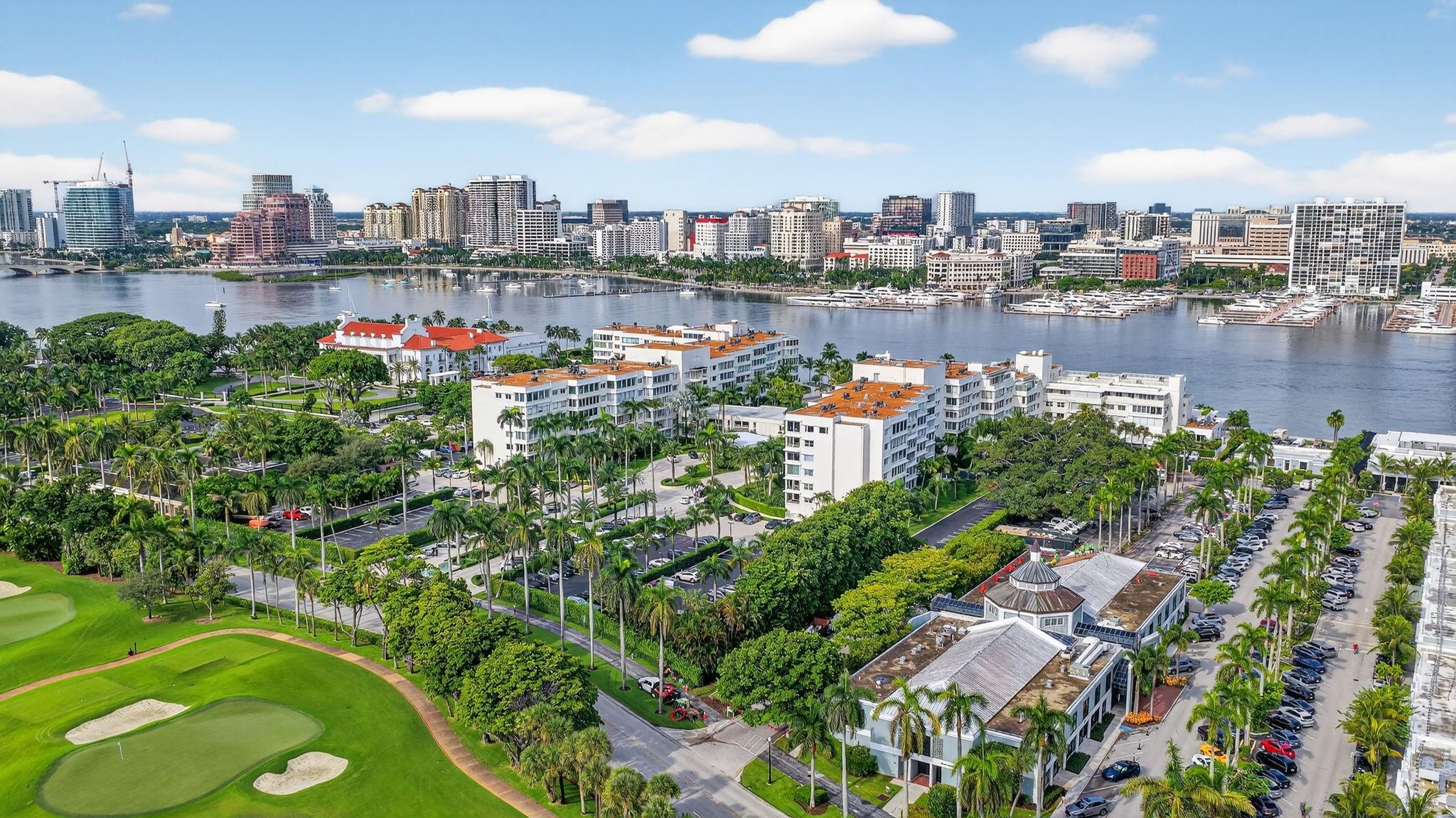 PALM BEACH TOWERS - Residential