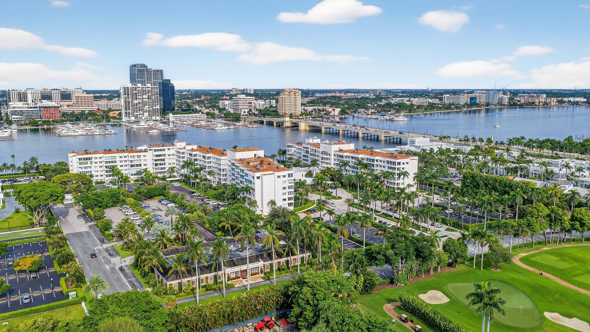PALM BEACH TOWERS - Residential
