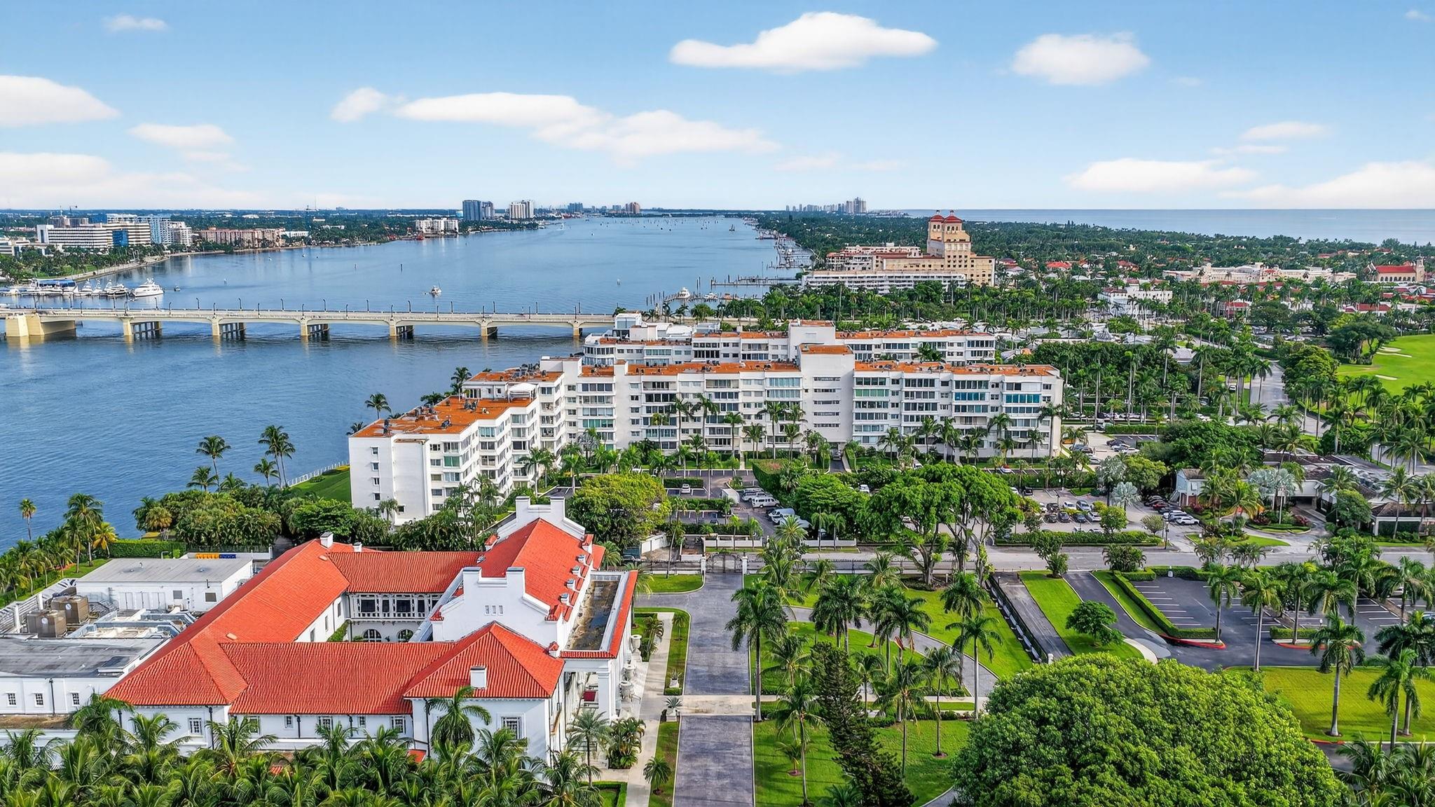 PALM BEACH TOWERS - Residential