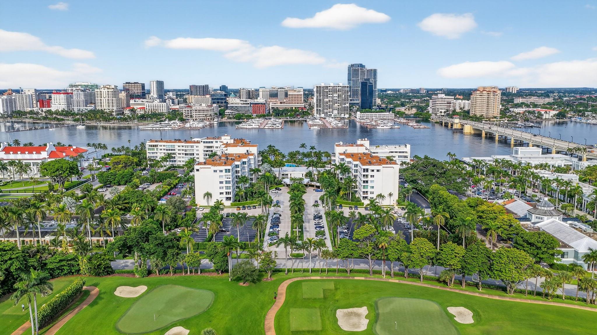 PALM BEACH TOWERS - Residential
