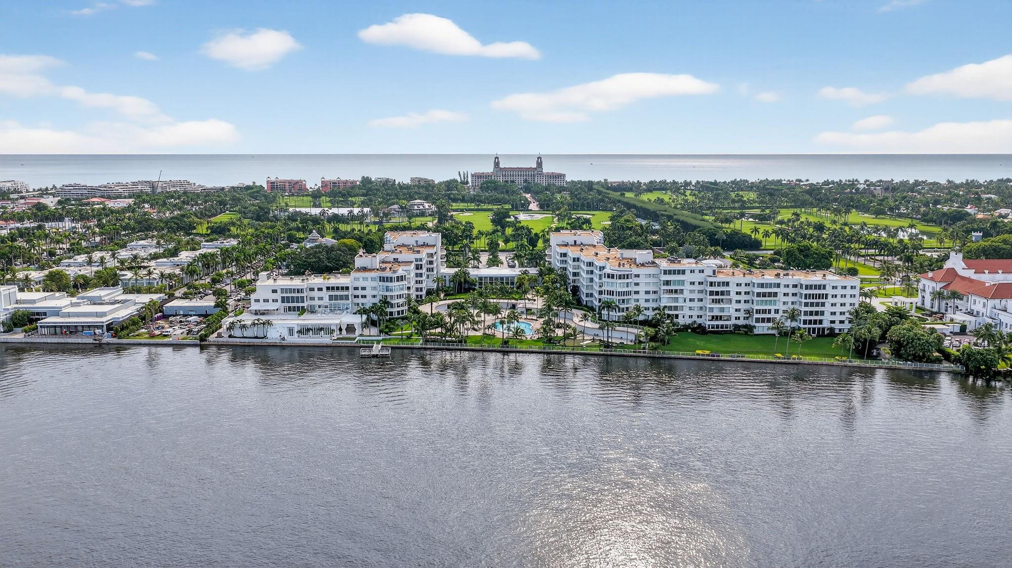 PALM BEACH TOWERS - Residential