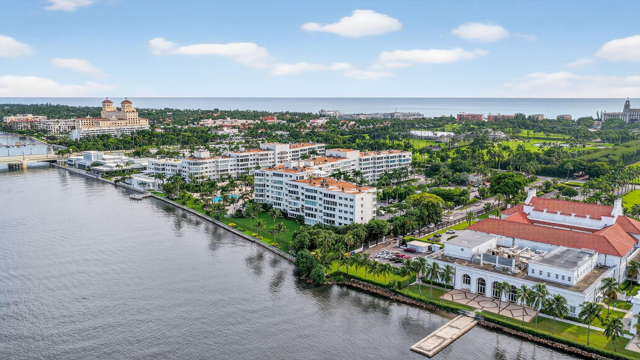 PALM BEACH TOWERS - Residential